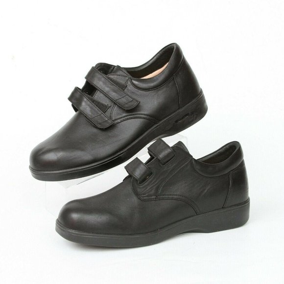 Apex Ambulator Conform Double Strap Diabetic Shoes